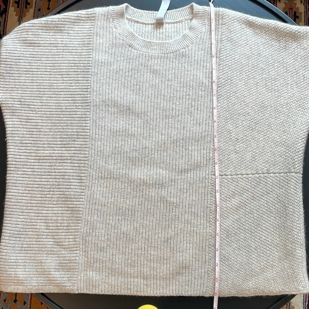 ATHLETA Wool Cashmere Turin Sweater Size Medium Light Grey Heather MSRP $178 - Picture 11 of 11